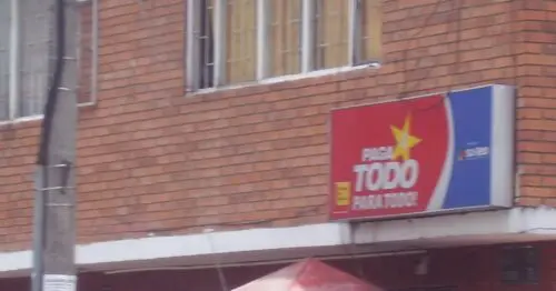 PAGA TODO CARRERA 76 CON 72 PAGA TODO CARRERA 76 CON 72